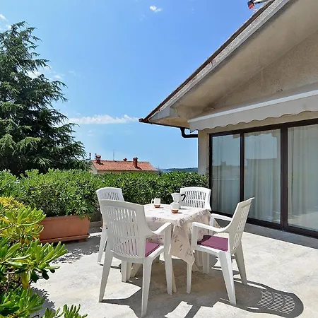 Apartamento Tania 1085 *