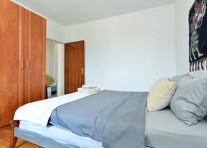 Tania 1085 Διαμέρισμα Πούλα