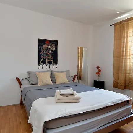 Tania 1085 Appartamento *